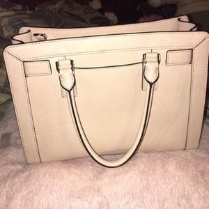Michael Kors Bags - Baby pink handbag Michael Kors Bags - Baby pink handbag